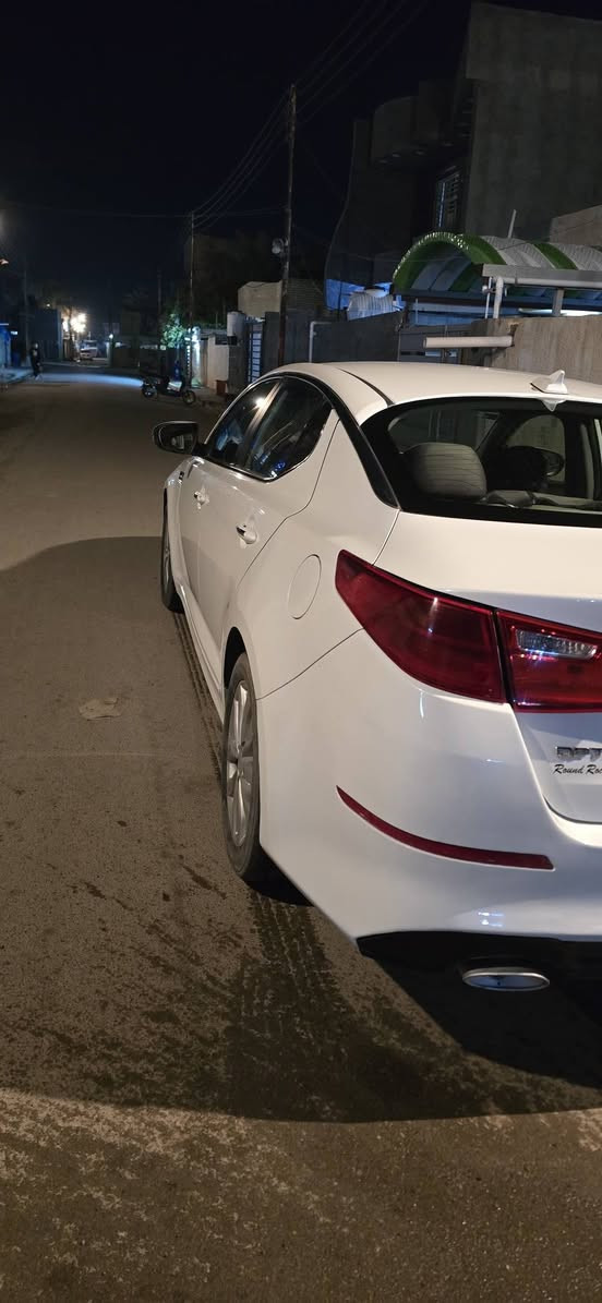 السلام عليكم اخوان كيا اوبتيما ٢٠١٥ بيها منضومة غاز
 التفاصيل
السعر 11500$
بصمة دخول ذكي انارة ترحيب 

محرك GDI 2400 EX

داش كام امامي وخلفي وداخل السيارة

شاشة كاربلي وابل كاربلي أوتو نوع TS10 والمسجل البلادي موجود 

باتري جديد تايرات امامية جديدة
صدر جديد خلفي امامي بيها بس شوية صوت بمشط استيرن

صبغ بابتين وچاملخ خلفي عكس السايق بدون دواخل والضربة ماواصلة دواخل يعني داخل الجنطة بلادي
السيارة ماشية ١٦٥ ميل 

للمعلومات اكثر ***********

مكاني بغداد العامرية شارع المضيف مقابل جامع ملوكي
شوف زين واقتنع قبل لا تخابر رجاءاً
