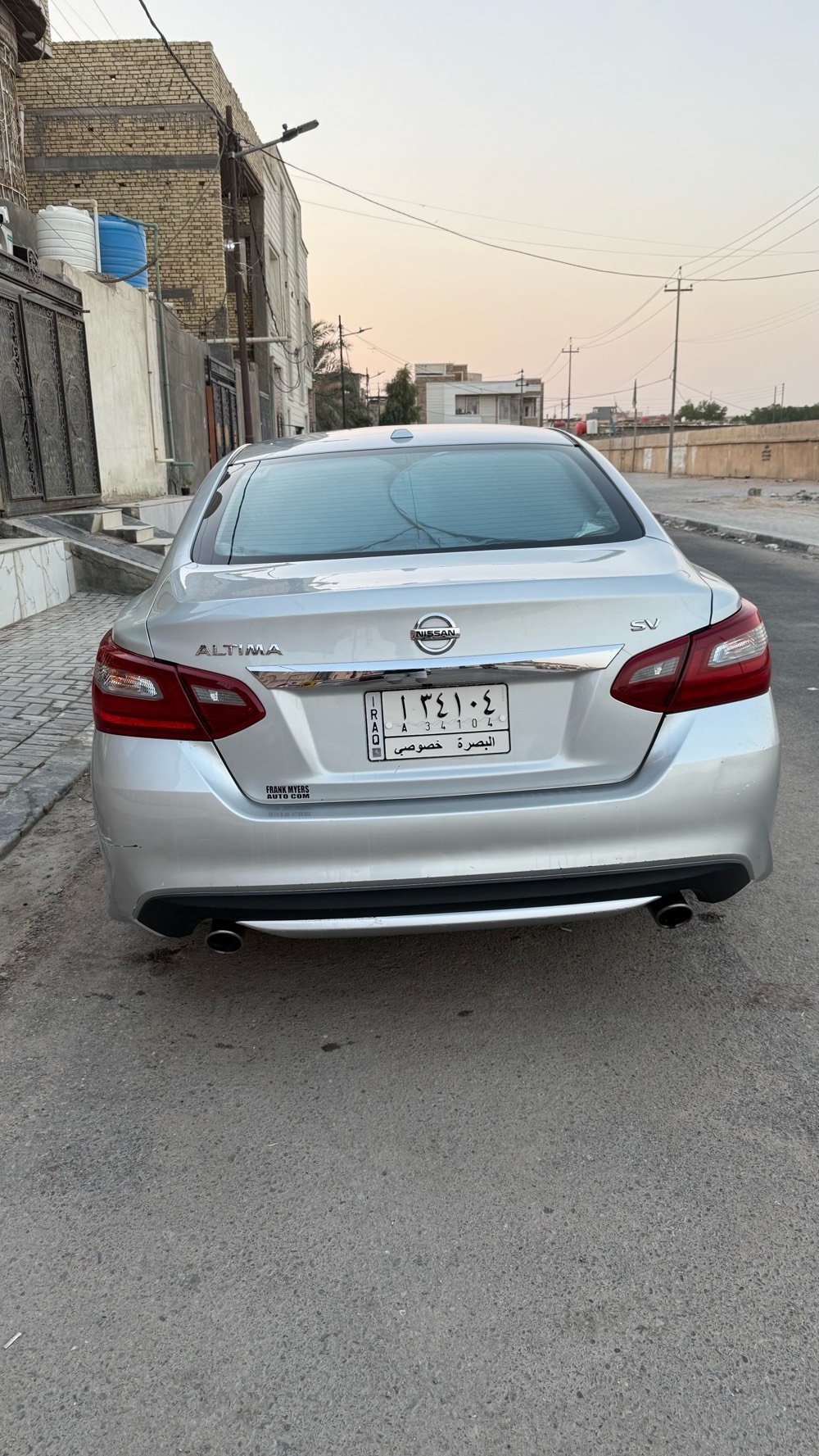نيسان التيما 2018 رقم بصرة باسمي سياره وارد امريكي ضربتها خفيفه جاملغق خلفي وصبغ باب السائق محرك وكير كفاله بجم كبس ما مفتوح ماشيه 127 سعرها 110 رقم الهاتف ***********