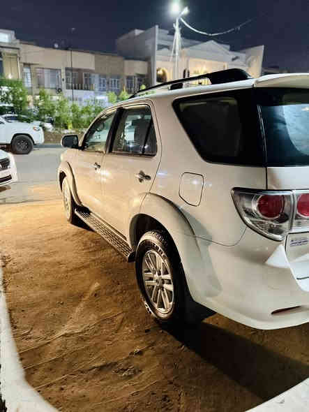 تيوتا فورجنر 2012 خليجي للبيع 
4 سلندر 2700 SR5 
تبريد 3 قطع 
7 راكب 
شاشة وكامره 
داش كام الي تصير امامية وخلفية 
سستم سماعات
مكينه وكير مكفولات حدادية
مري كهربائية وشفط اشاير بل مري 
علما ان السيارة تحت صيانة سيرفس الشركة:
 • تبديل البلكات
 • تنظيف الثلاجة
 • تبديل تايرات جديدة
 • تبديل جميع الزيوت:
 • دهن المحرك
 • دهن البريك
 • دهن الستيرن
 • دهن الأكسل
 • دهن الكير
تخم تاير جديد برجستون 25📍
*********** مكاني بغداد جملية 
السعر 195 وبيها مجال $
