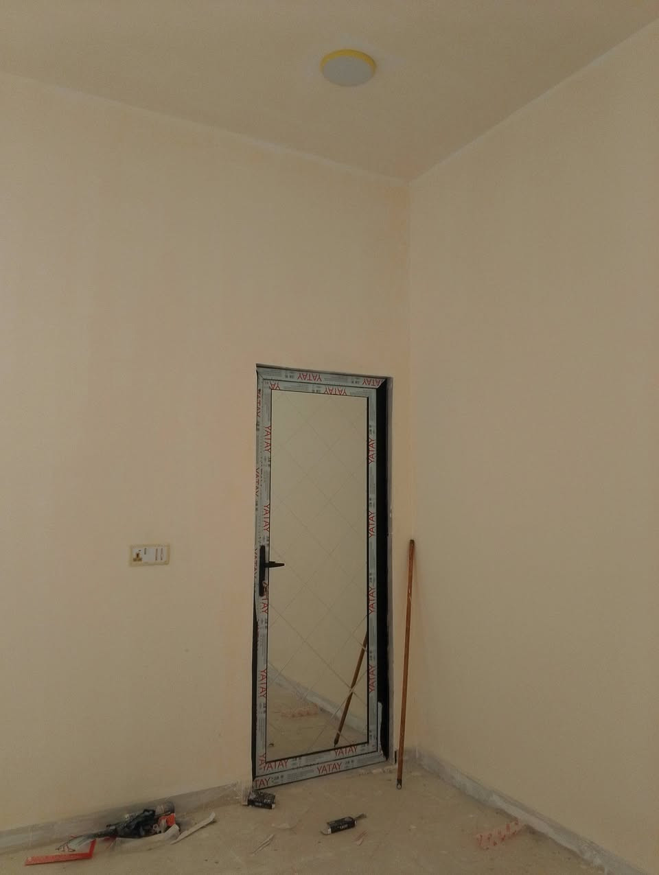 صبغ البيوت والابواب والشبابيك كربلاء شغل اليوم للتواصل ***********
