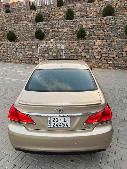 توێتا ئەڤەلۆن 2011 ی ئەمریکی 
ناوزەرد کوشن جلد کوشن خەزن و هیتەر سڵاید سەیارەکە فوول فوولە بەس بەصمە و پەردە نییە ٤ تایەی لۆکی لەژێرایە گێڕ و مەکینەی نەکراوەتەوە بە شەرتی 10 فیتەر سەیارەکە ٦ پارچەی بۆیاخە پێشی قرچێکی زۆر بەسیتی هەیە ڕەقەم و سەنەوی تازەیە بەناوی خۆمانەوەیە سەیارەکە 151 هەزاری حەقیقی ڕۆشتووە  بە شەرتی کۆمپیوتەر سەیارەکە پێش و دوای بەشەرت هیچ تەقە و ڕەقەی نییە کامل سێرڤس کراوو ڕۆن و هایدرۆلیک گۆڕاوە دینارێک مەسرەفی تیا نییە و تەنها لە سایەقێکی کەمە هەموو گیانی لە دەعامی بۆ دەعامی بەشەر ئەفرۆشم سەیارەکە کاڵبوونەوە و سارد و شوختی نییە زۆر لە ڕەسمەکان جوانترە و تەنها سایەقێکی کەمە داوای 134 گەڵای لێ ئەکەم معامەلەیەکی زۆر زۆر کەم  پارەی بێ ڕەقەمێکە هەموو گیانی بەشەرت 
0773 680 5174 حلبجة
