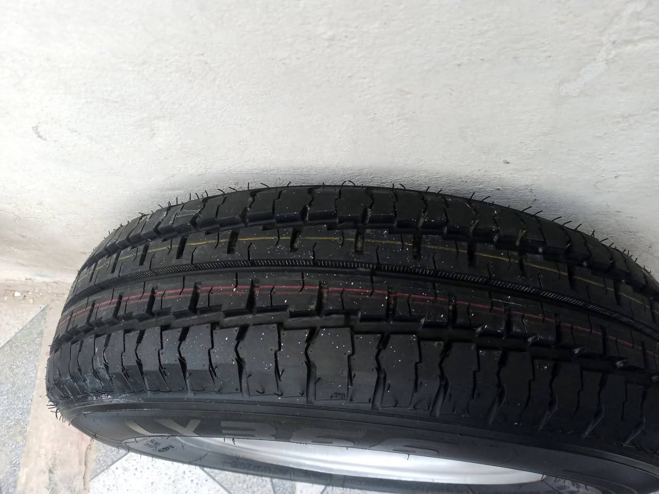 سلام عليكم للبيع تاير ويل كيا حجم 14 جديد مانازل اصلي لاسه الاستفسار 0788241225


**إذا كنت صاحب هذا الإعلان وتريد حذفه لأي سبب، رجاءا أرسل رسالة إلى الدعم الفني**