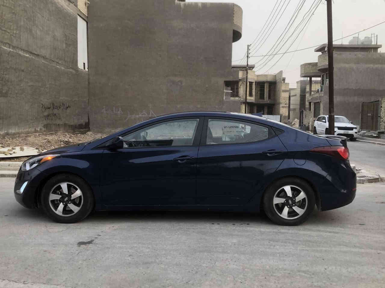 السلام عليكم إلنترا للبيع موديل ١٦ وارد مريكي حادثه الجاملغ الايسر ولباقي مكفول شواصي ولغود مصبوغه حزام جماليه محرك ٢٠٠٠ دوش بي اسم تبخير نوبات تبديل دهن يروح تخم تاير جديد تبريد منظومه جديده صدر الامامي ولخلفي جديد مكاني بغداد المشتل السعر ٩٣ بسمي مشروع وطني تحويل ثاني يوم بغداد للتصال *********** الون ازرك نيلي
