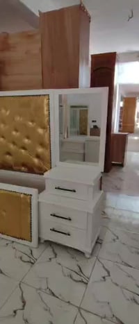 صبغ أبيض • معرض ثائر • النمرود قرية الخرطه