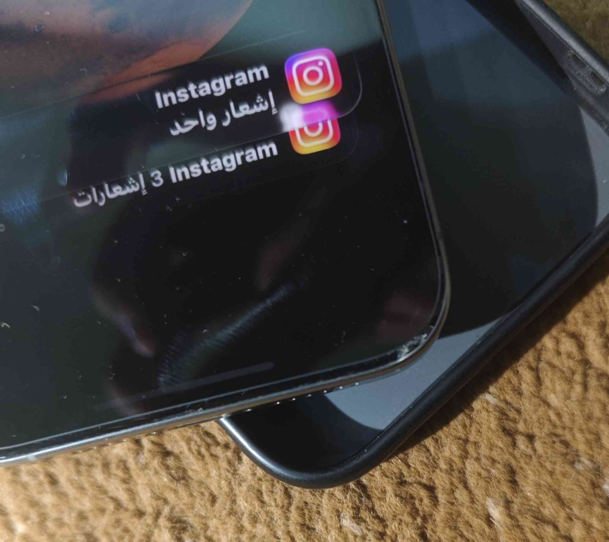 السلام عليكم ايفون 15برو ماكس
نموذج m
الذاكرة 256
بطارية 87
مكفول من كلشي فقط بي طخة بلركن وممأثرة عل شاشة اصلا 
سعرة 800وبي مجال  ***********
