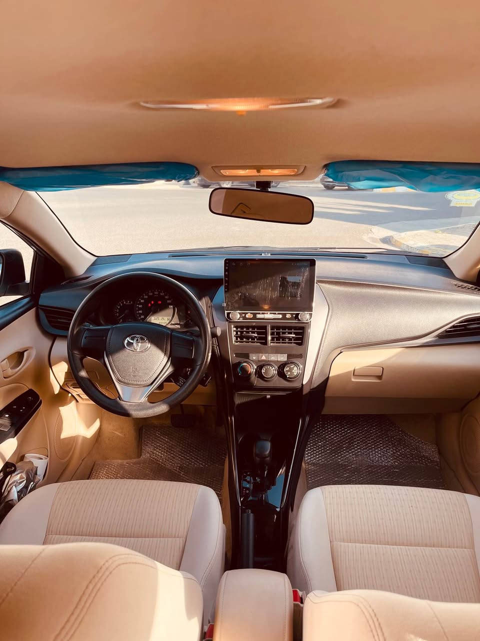 Yaris 2022 
٣ سویجی بیلاد شەریکە
سفڕی هەولێرە سەیارەکە❤️‍🔥
سەیارەکە وەک ڕەسم نەبوو نەتەوێ🔥
ماوەی ڕۆشتن ٨٤،٠٠٠ کیلۆمەتر 😴
ناو زەرد ناوی لۆک نەبوو نەتەوێ 💛
مەکینە گەورە 
چوارجام کارەبایی 
ئاوێنە کارەبایی 
وەک سبوغ تەنها سندوق بۆیاغە 
بێ لێدران و بێ ئێرباگ 
داروو بەردی بەشەرت 
تەقە و ڕەقە بەشەرت 
بەناوکردن و تەحویل بەشەرت 
تێبینی سەیارەکە قنج و قۆپی هەیە 
گەرمووشتەری نی سەرم مەهێشینە 
ڕەسمی سۆنەرەکەیم لایە 
نرخی ١٣٤$ وەرەقە و محامەلەکی برایانە 
شوێن هەولێر 
عربي 
🚗 يارس 2022 (وارد خليجي) يعني صفر اربيل 
ثلاث سويج بيلادي شركة 🔑
السعر: 134 ورقة ($13,400) (بيه مجال ومُعاملة أخوية)
الموقع: أربيل
📌 تفاصيل ومواصفات السيارة:
المسافة المقطوعة: 84,000 كيلومتر فقط.
المحرك: المحرك الكبير.
الداخل: جلد أصفر (إذا مو بحالة الوكالة لا تاخذها) 💛.
النوافذ: 4 جامات كهرباء.
المرايا: تحكم كهربائي.
🛠️ حالة البودي والفحص (بشرط الفحص):
الصبغ: قطعة واحدة فقط (الصندوق الخلفي مصبوغ).
الحوادث: بدون ضربة وبدون إيرباج (الإيرباغات سليمة).
الشواصي والغريد: سليمة وبشرط الفحص (دار وِبرِد).
النظام الحركي: بشرط عدم وجود أي أصوات أو طقطقة (تَقَة وڕَقَة).
الأوراق: بشرط التحويل والوكالة.
ملاحظة: السيارة بيها بعض الشخوط أو الطعجات الخفيفة (قنج وقۆپی).
⚠️ تنويه من البائع:
صورة السونار (الفحص) موجودة وجاهزة. رجاءً إذا مو شراي ومستعجل لا تدور دوخة رأس. أربيل, العراق


**إذا كنت صاحب هذا الإعلان وتريد حذفه لأي سبب، رجاءا أرسل رسالة إلى الدعم الفني**