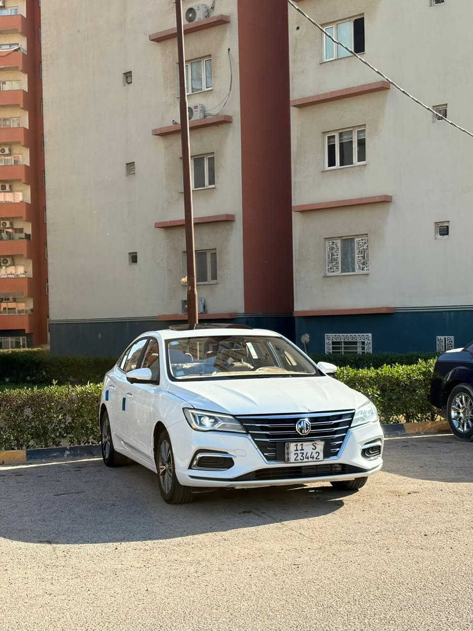 السلام عليكم mg 5 للبيع فقط موديل 24 فول مواصفات اعلى فئه رقم بغداد كفاله عامه حته دعاميات عده طخه بل بنيد على وضعه ماشيه 45 الف السعر 120 وبيه مجال مكان السياره بغداد للتصال ***********
