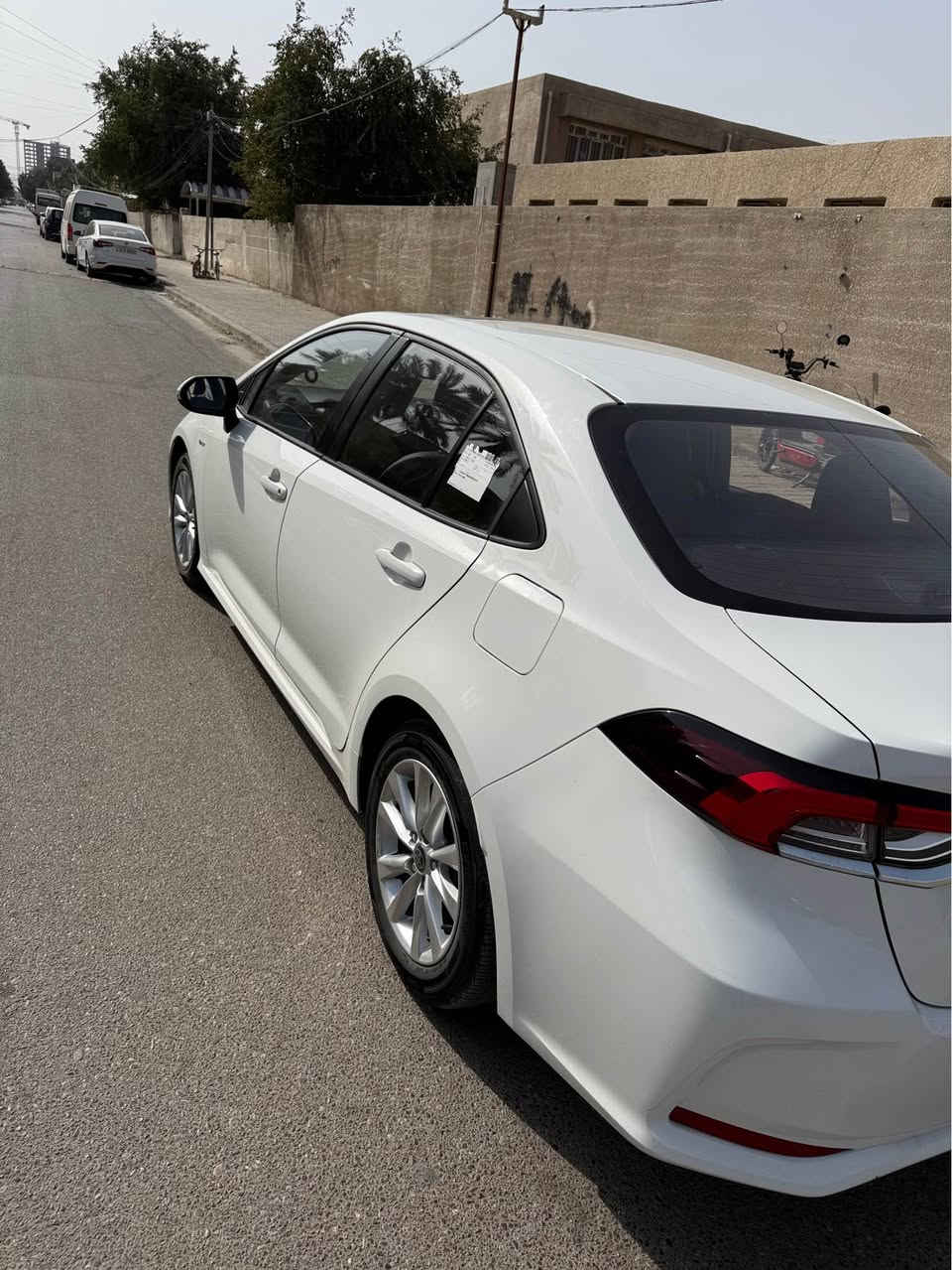 السلام عليكم
كورلا موديل 24 للبيع
علامة سودة فول الفول كشن كهرباء ميحتاج اذكر المواصفات 
مقاعد جلد اسود اصلي
رقم بغداد باسمي تحويل ثاني يوم
مكفولة كفالة عامة من الضربة والصبغ
ماشية 22 وقابل للزيادة
السعر المطلوب 145 ورقة او اذا عندك مراوس Qin L فقط
وبيها مجال شي بسيط كلش
مكاني بغداد الحرية
*********** بغداد, العراق
