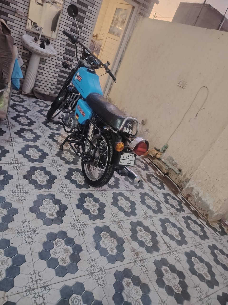 السلام عليكم من رخصت لمدير الكروب ماطور 82للبيع سايس ٣ رقم ألماني بي وكاله خاصه بي لحيم جوه لكشن لصوبين ماطور مكانه نجف ابصخير ***********متواجد عله خاص
