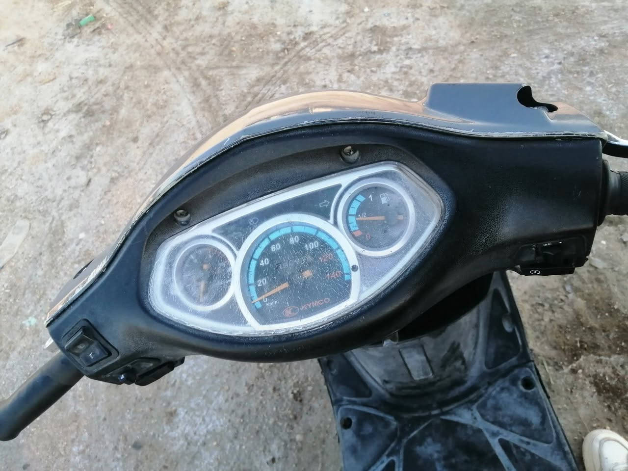 جي فور نضيفه مال جناي مكينه خرسه كهربيات شغاله ما نقصه شي ب٣٠٠ وبيه مجال مكان فضليه


**إذا كنت صاحب هذا الإعلان وتريد حذفه لأي سبب، رجاءا أرسل رسالة إلى الدعم الفني**