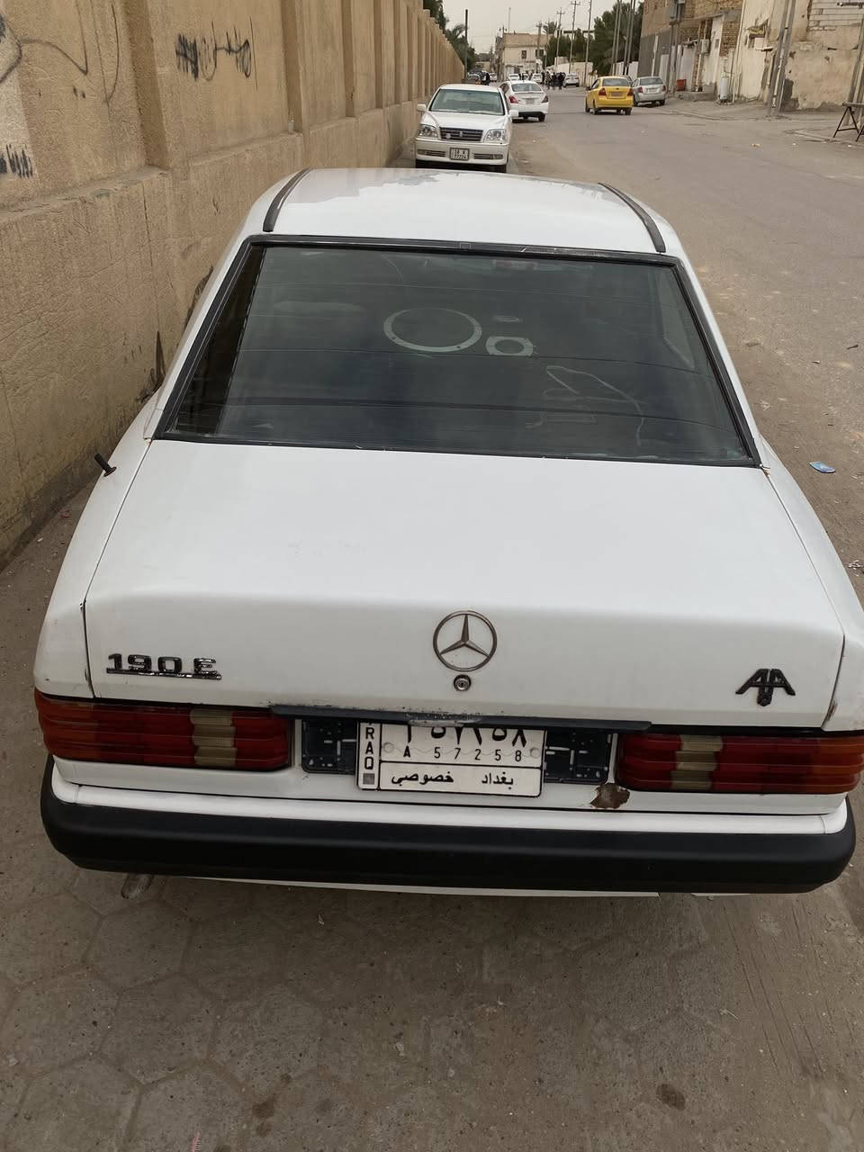 السلام عليكم مارسدس E190 مديل 1988 للبيع السياره جاهزه كير + مكينه محور ياباني vvt-i والسياره حلوه مال جنيان نضافه مثل متشوف تراي وين ميعجبك تبريد + كهربائيات شغاله السياره مشرع وطني مداور ثاني يوم العنوان نجف السعر 45$ وبيها مجال الشراي خاص
***********
