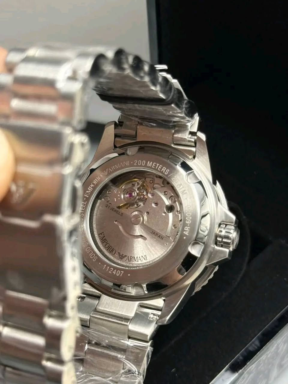 متوفر 

ساعة غوص من 

امبريو ارماني 
دايفر 200 متر
لامنوس مينه وارقام
طوق دوار
اوتوماتيك قفل بحري 
ستانلس ستيل بالكامل 
قطر 43
كاملة المرفقات 

.


**إذا كنت صاحب هذا الإعلان وتريد حذفه لأي سبب، رجاءا أرسل رسالة إلى الدعم الفني**