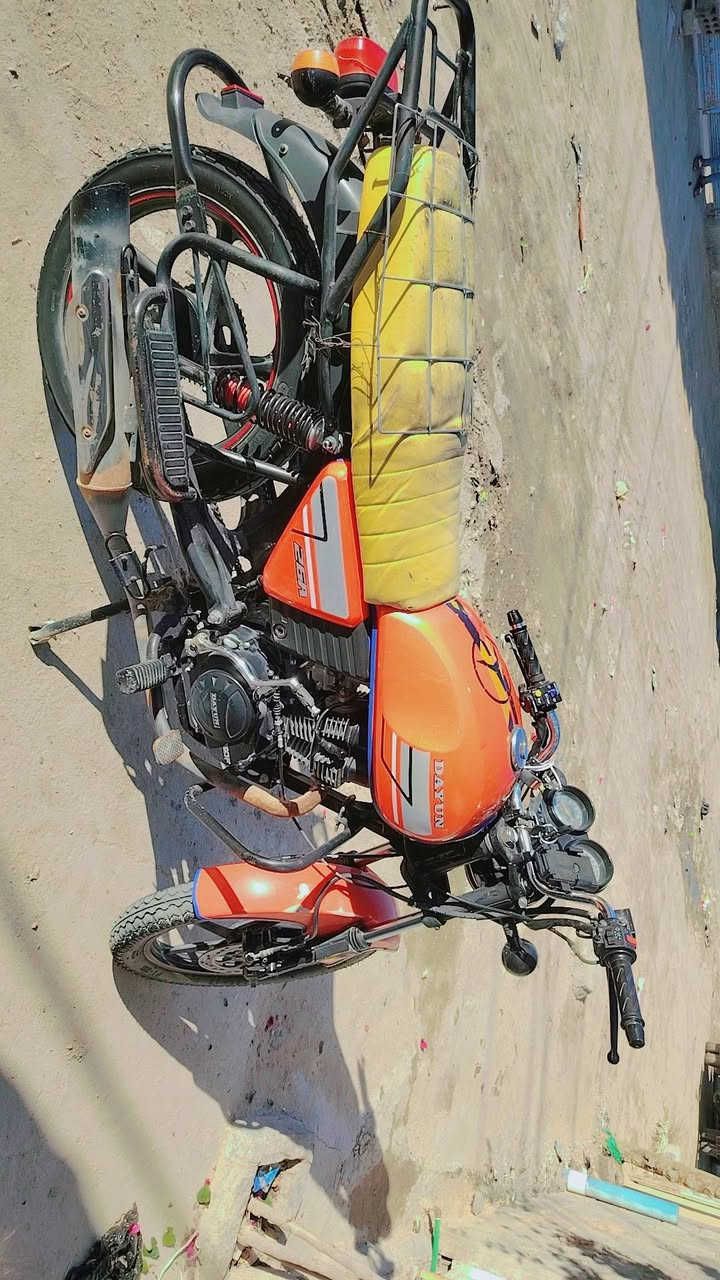 دايون نضيفه مكينه مكفوله 175 موديل 21 اوراق اصولي بسمي 1600 وبيهه مجال مكاني كربلاء حي العسكري مقابل افران الؤلؤه 0774 523 3469
