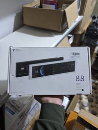 الكترونيات • جديدة غير مستخدمة