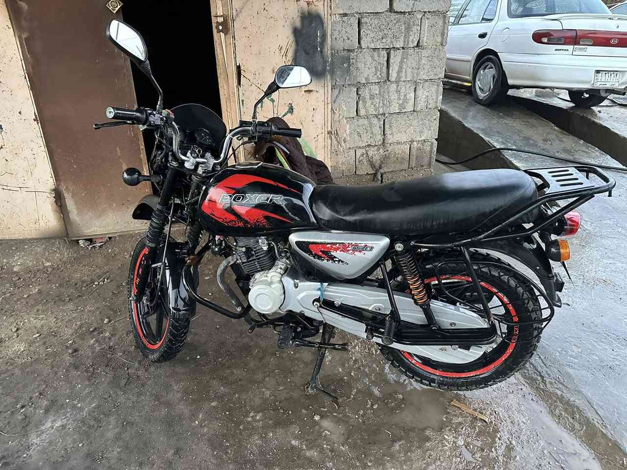 بوكسر جبلي موديل 21رقم وسنوية  ناقصة بس عينه  جدامك نضافة ٩٠٪؜ سعر 1900 بي مجال حك الجية مكان ديالى الخالص ما متواجد ع الخاص ***********الموشراي لا يحجي من كيفة
