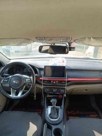 كيا سيراتو خليجي اللون ابيض موديل 2019 رقمها بغداد وسهل 16500 والسنويه...