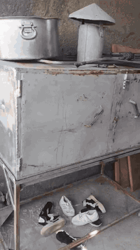 السلام عليكم 
متوفر للبيع  صوبه غازيه عموديه 
وشوايه الارتفاع متر ونص العرض مترين  التواصل والاستفسار  الاتصال *********** 

ادمن وافق
