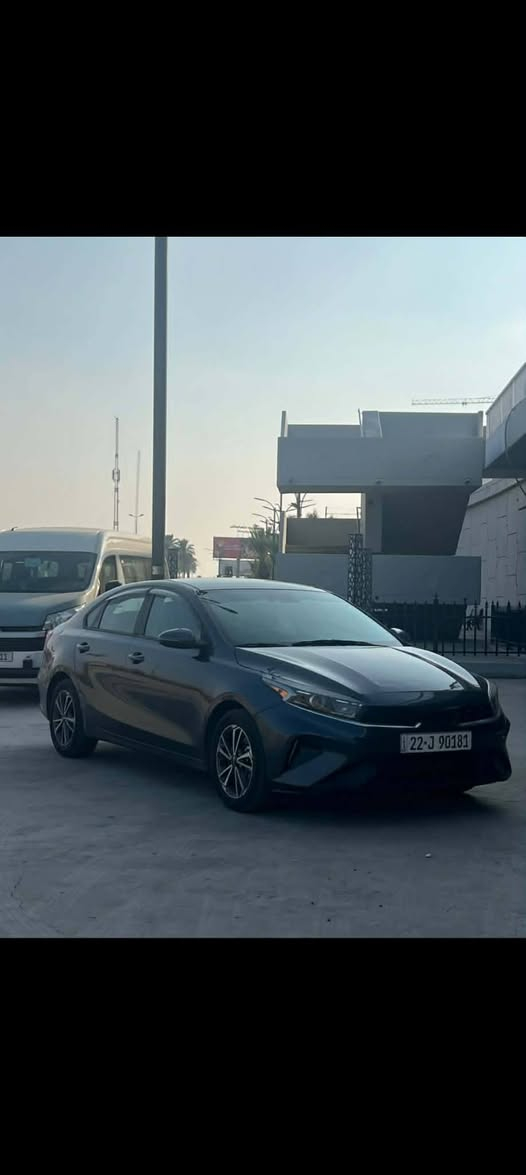 سلام عليكم
للبيع كيا فورتي موديل 2022
رقم اربيل بسمي تحويل ثاني يوم
وارد امريكي بيه البنيد تبديل ومصبوغ وبدون ارباك  بدون دواخل وبيه بل حوض الوره تعديل شي قليل والباقي مكفوله من كلشي من كير ومكينه وحداديه تبريد ثلج سياره جاهزه ماعيزه برغي استعمال بيت فقط صور الحادث بل منشور
موصفات
تحكم ستير 
اشاير بل مري 
رادر تحديد مسار 
ويل كب
محرك 200 دوش المرغوب
شاشه كبيره كامره خلفيه
بلوتوث حاكيه 
مواصفات فورتي معروفه
مكاني بغداد يم القوس
السعر 150 وبيه مجال 
الاستفسار اتصل وبيك خير وتدلل
***********
