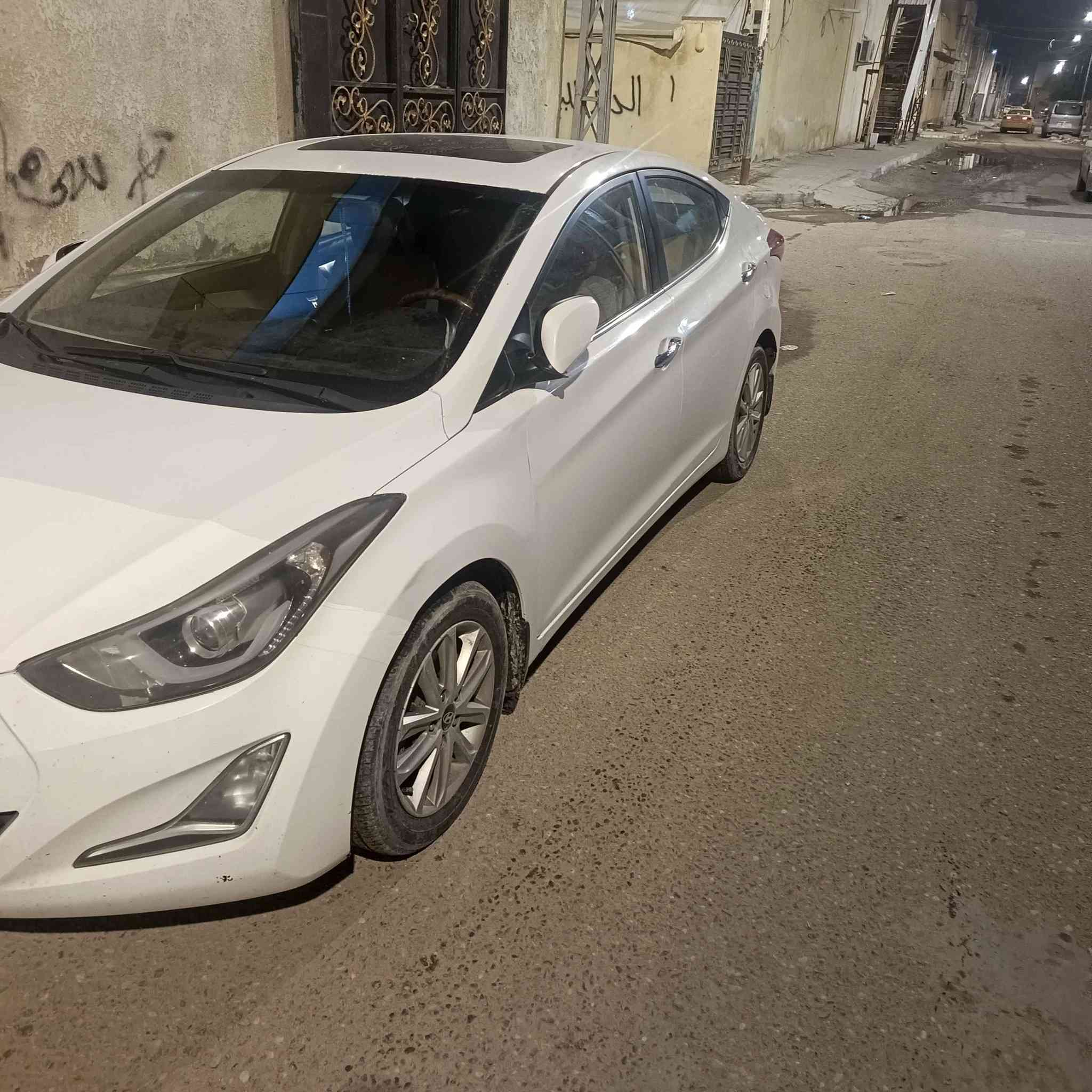 ‏إلنترا 2016 بصرة بسمي
‏مكينة 1800 كير تبريد ✔️
‏كفالة مكينة ✔️
‏تبريد خلفي
‏حدادة نظيفة
‏السيارة تمشي ناعم وما تشتكي
‏ملاحظات خفيفة جداً:
‏– صبغ بالهلال
‏– أثر طكّة خفيفة باردة جوّه قبق البنزين
‏– باب السائق مبدّل، والباب الأصلي موجود ويكدر يرجع ويركب بارد
‏سيارة جاهزة وما تحتاج شي، الفحص يثبت
‏
‏السعر 123
‏
‏مكاني بصرة الحيانيه
‏
‏الرقم 
‏
‏‪***********‬
‏بي واتساب البصرة, العراق
