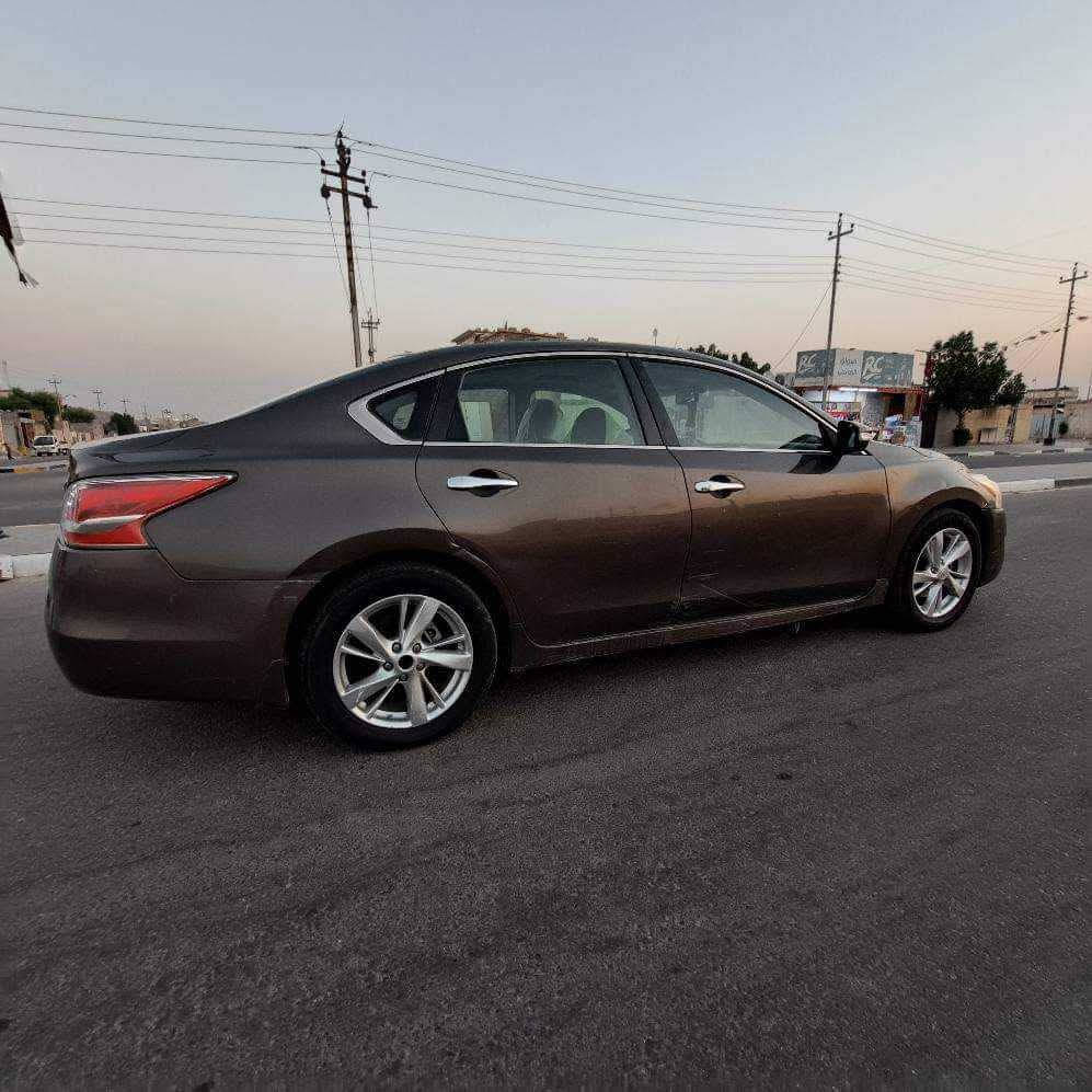 نيسان التيما 13
بيه باب خلفي صبغ والامامي ربع بي صبغ 
كفاله شواصي  عيب شرعي اصوليات
كير مكينه جدد 
ماشيه 90 k
فول مواصفات 
شاشه كامره
فتحه 
تحكم ستيرن 
حداديه امامي خلفي جديد مشط جديد  
لايت خليجي جديد 
تخم تاير جديد
نواقصه الفتحه واكفه 
رقم بصره بااسمي  تحويل ثاني يوم  
***********
متواجد ماسنجر  واتساب
سعره 92 وبيه مجال
