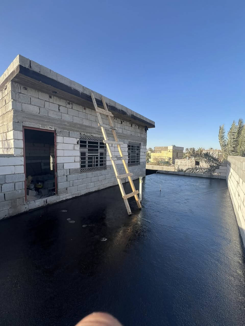 نص دونم الواجهة 17 النزال 74. مع بيوت للبيع في التنومة بداية الصالحية طابو زراعي مسجل بأسمي متوفر كافة الخدمات للأستفسار اتصل *********** 
***********
