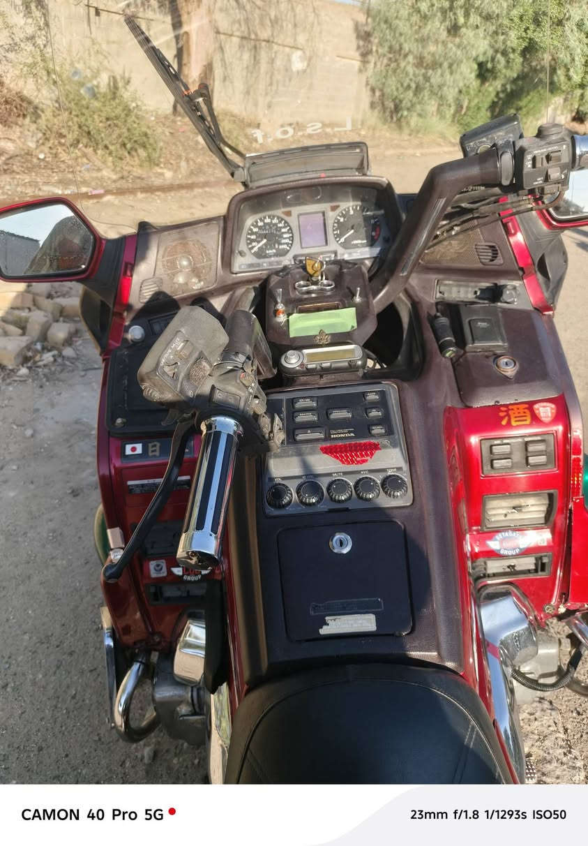 گولدن مديل 2000 مكينه 1500 رمبه
الدراجه ماماشيه بلعراق ممشاها الكلي خمستالاف بس دراجه فول نضافه مكفوله من كلشي دخول جديد الدراجه مكفوله من السرقه ومن اي شي 
مطلوب بيع او مراوس ابطح حسب القناعه 
***********
متواجد واتساب
