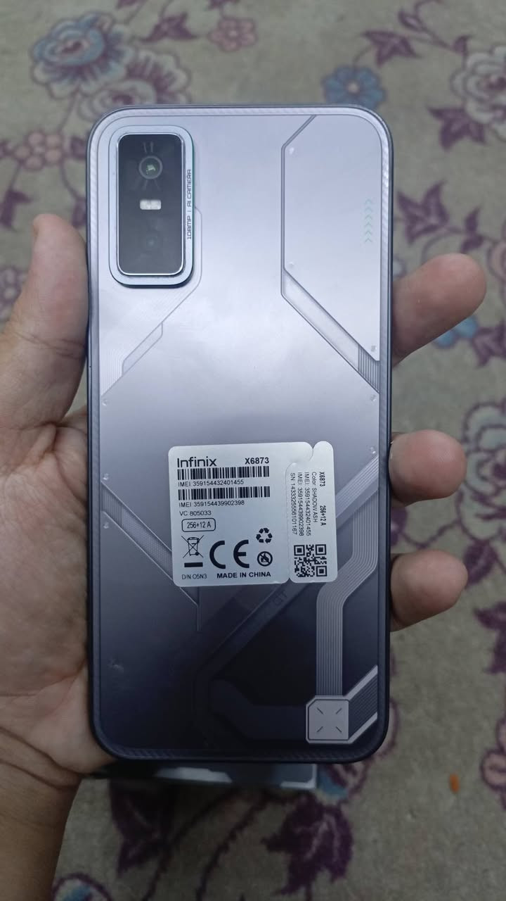 سلام عليكم موبايل انفنكس جي تي 30 برو وحش الالعاب موبايل جديد بطاريه مالته 100 سعره 320 قفل الي ما يعرف سعره لا يعلق  جديد هسه سعره 420 مكاني بغداد مدينه صدر رقم واتساب فقط ***********
