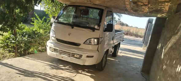 السلام عليكم// سيارة هايفي للبيع موديل ٢٠١١مكفوله  كير محرك كشر ابلادي شاصي كله شرط اوراق كامله اصليه السعر 21  وبيها مجال شراي يتصل وتدلل  للستفسار الاتصال عل الرقم خاص ما متواجد مكان الضلوعيه الحردانيه ***********
