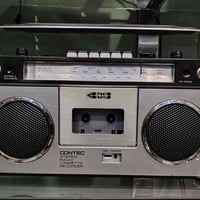 راديو مسجل الماني وزن ثقيل ثمانينات سعر 70الف ،،07701077110