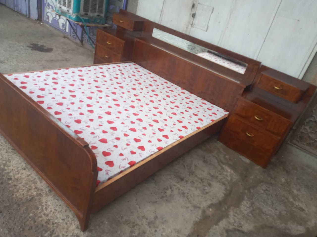 جربايه نفرين صاج تزكام مستعمل طول  الصوميه  مترين عرض متر و65 سم السعر 175 وبيه مجال العنوان بغداد حي الإعلام الشباب نهاية شارع سوق اميمه  صيدلية نور الشباب قرب النادي التجاري  موبايل عراقنا وتساب بي 
*********** 
***********

يوجد توصيل غير مجاني داخل بغداد فقط
