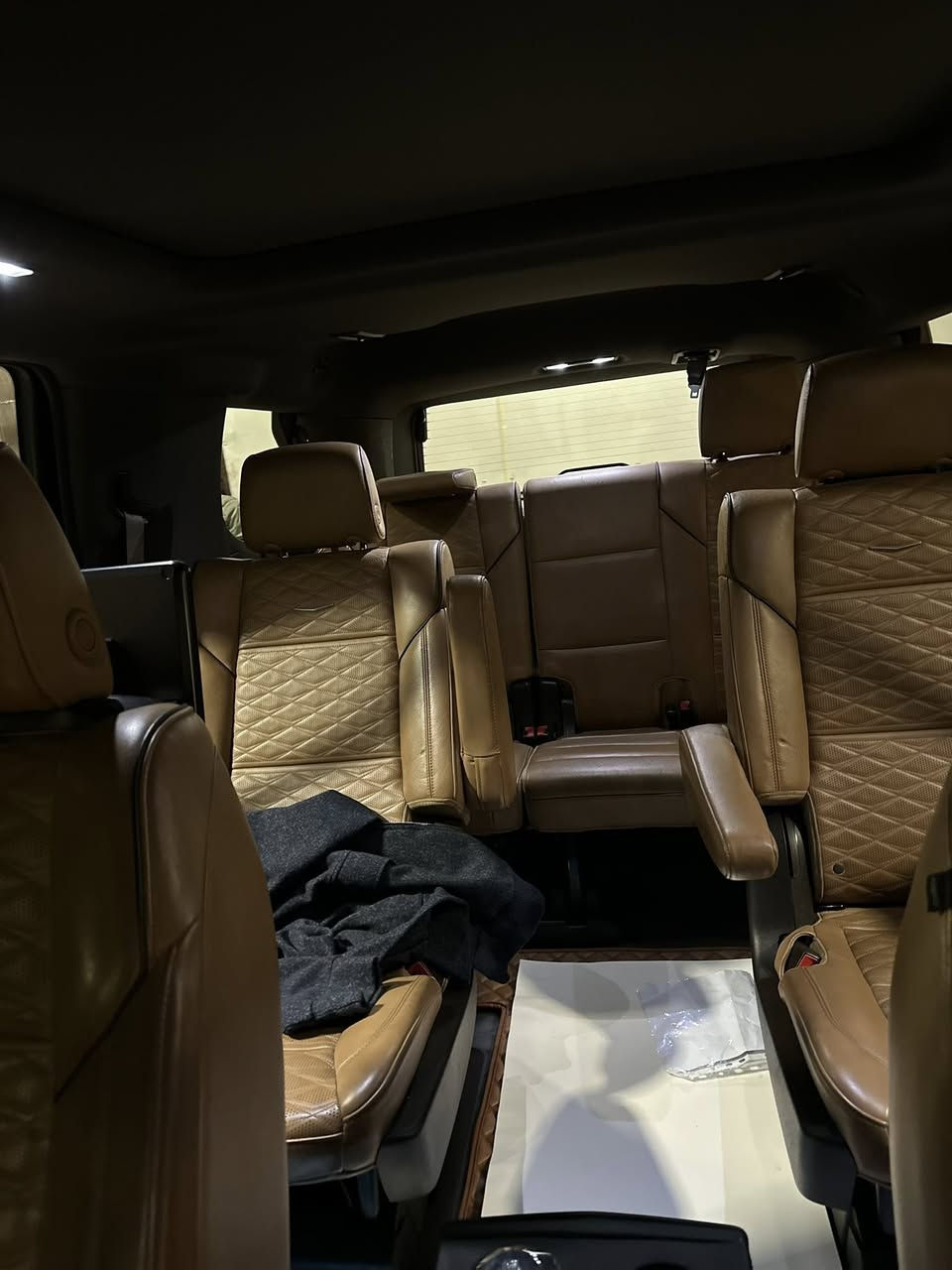 الفخامة الامريكية  ‎😍 ملكة الاناقة و الجمال

كاديلاك اسكاليد  موديل 2022 

و

كفالة عامة من تبديل من صبغ من كير من مكينة و شرط الفحص 

عداد المسافة :83الف قابل لزيادة 

المواصفات :

ابواب شفط 

نقطة عمياء 

مري اوتو دم 

صندوق شفط 

جكات 

نظام دفع رابع و خلفي 

شاشه كبيرة 

كامرة 4k

دمام صندوق

تشغيل عن بعد 

كاميرات 6

فورويل

كشن رجاج ‎ 

دوسات كهرباء

داتا شو 

بانوراما 

داخل جوزي المرغوب 

جنطة ذكية جلاق 

رادار جانبي و امامي 

رادار تحديد مسار 

مسنات خلفية تدفئة 

كشن Vib منفصل 

مري شفط 

اشاير بلمري 

ويل 22

ذاكر ميموري خزن 

مسنات جلد 

إنارة محيطية 

لدات 

اشاير ترحيب 

حزام ذكي 

كاميرا وسطية 

هاند بريك دكمة 

نظام سحب القطر 

مايك بجميع المقاعد 

نظام تجاوب مع السائق 

حاملات اكواب 

ثلاجة وسطية 

.

العنوان : بغداد  ‎

للاستفسار واتساب ***********
