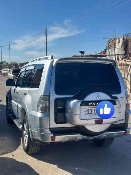 السلام عليكم 
باجيرو 

(حبتور GLS )

مديل 2008

رقم بغداد تحويل مباشر 

فول مواصفات 

تحكم ستيرن جهتين 

كروز سرعه

ثلاجة 

دمام خلفي 

كشنات جلد والكشنات كهرباء 

داخل بيجي 

مكينة 6 سلندر حجم 3000

فور ويل 4x4

دبل كير 

شاشة 

كامره 

سستم سماعات دمام 

لايت زنون 

لد امامي 

زراك لايت 

ويل كب كروم 

مري شفط كهرباء 

حساسات 

السيارة ماشية 110 كيلو 

السيارة جاهزة 

فقط دعاميات صبغ 

السعر 135 

العنوان الانبار عانه 

***********
