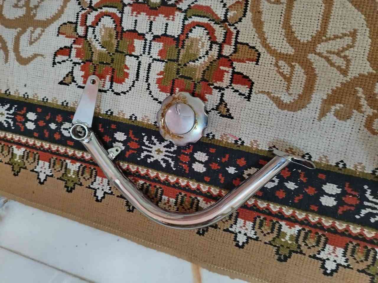 أغراض نامه إيراني للبيع  شلعه وحده    علق واني اراسلك
مكاني ميسان طريق الميمونه منطقه سيد منهل
واتساب ***********
