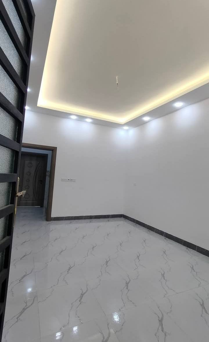 دار للبيع بيارمجه الشرقيه الثانيه حي الحريه مساحه 110الدار بناء حديث مامسكون زيرو  نظام دكتات وسبالت وكامرات شرط التحويل طابو الزهور الاتصال ***********اسياسيل 
***********كورك 
أبو عبدالله التفاصيل بالصور
