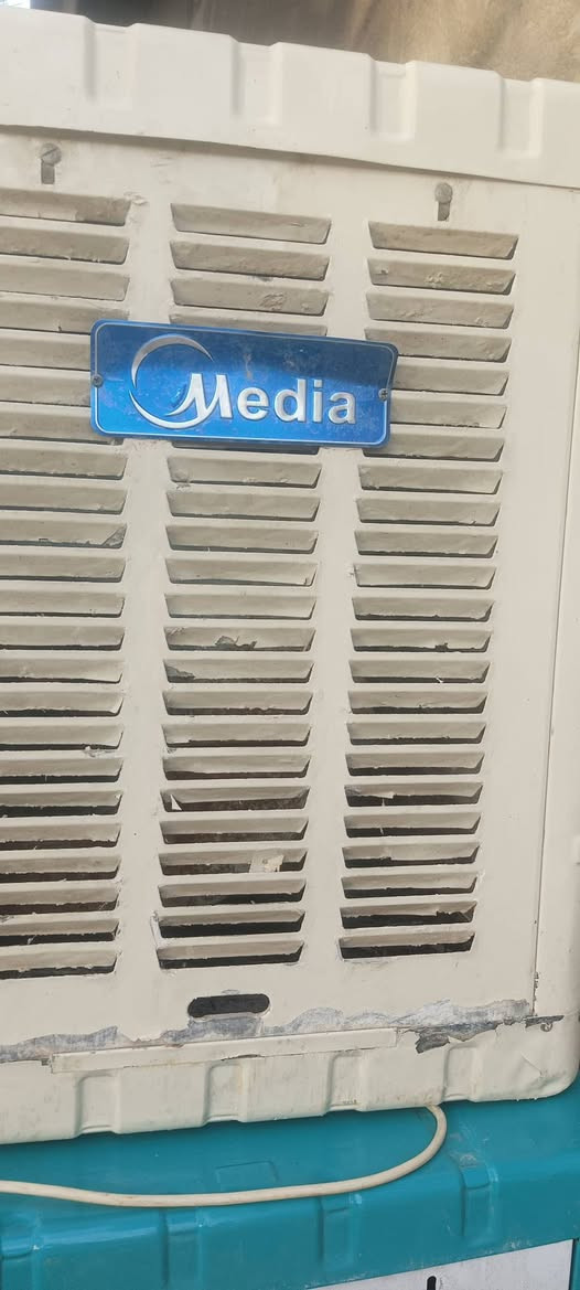 السلام عليكم للبيع شرط الشغل والنضافه مكاني طوريج رجيبه ***********
