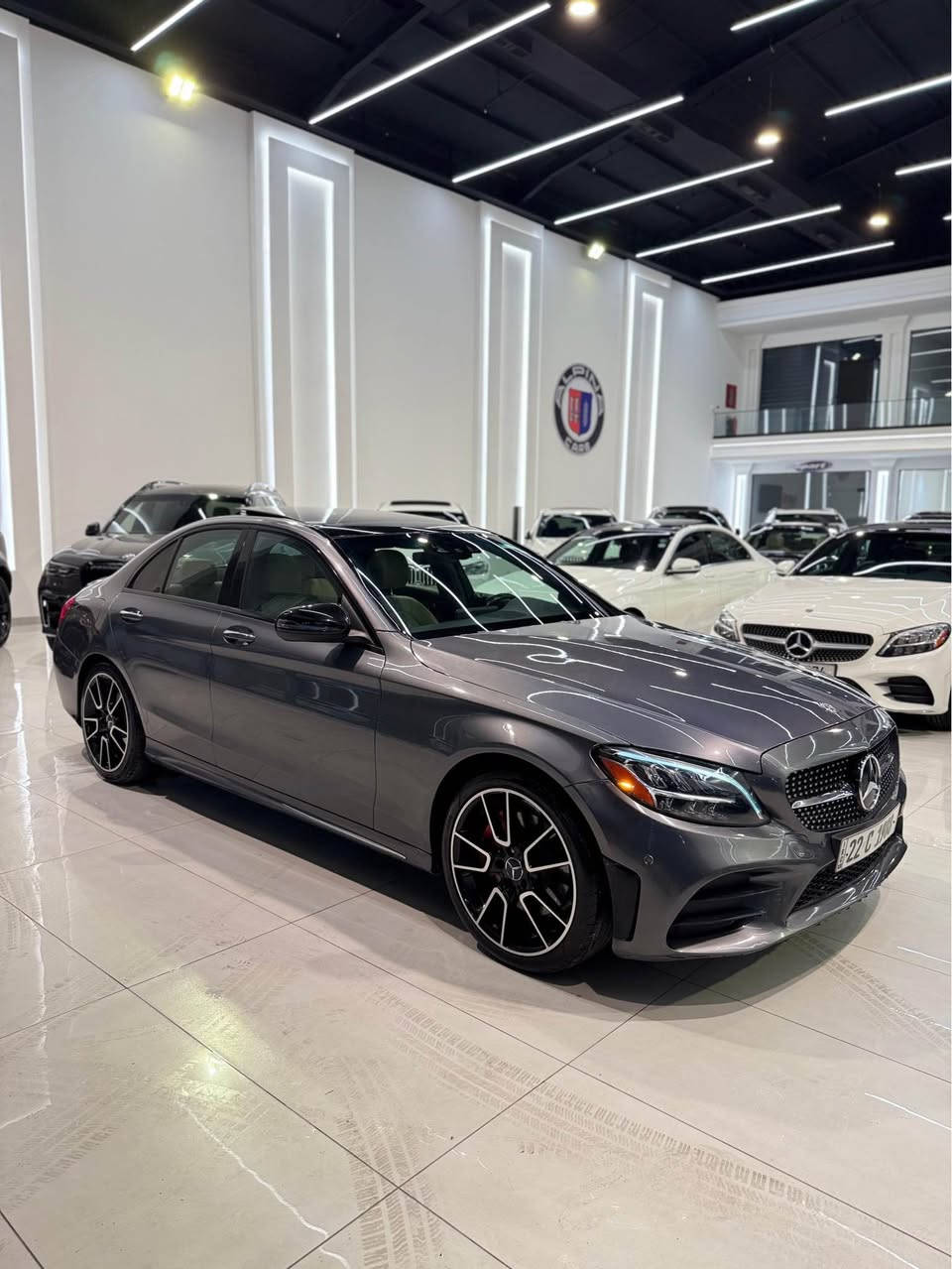 2021 MERCEDES-BENZ C-CLASS, 300 4MATIC AMG 

موديل :2021
داخل ابيض بلادي 
ماشي : 
فول ١/١ رادار جانبي خلفي شاشه كاميرا ٣٦٠
سقف بانوراما كشنات خزن ميموري سياحي هم كهرباي  داخل ليد سماعات BURMASTER اصلي شاسه جبير كيج اليكتروني دبل ماوس فول داتاشو موصفات ماكو اكثر AMG  بيلادي حادث فقط دعاميه امايه بدون اي دواخل .
سياره جديده صدر گير محرك تبريد محرك سياره بيهه بنيد و قبق صندوق كلير فقط و بدون دواخل بدون ايرباگ سليم ١٠٠/١٠٠
رقم شاصي: W1KWF8EB4MR605356
سياره رقم جديد هه زه جديد سنويه جديد
سياره بسمي تريد وكاله تحويل نفسي يوم
مكان سياره اربيل .
سعر:265$🔥🔥.
رقم هاتف ☎️ *********** whats app أربيل, العراق
