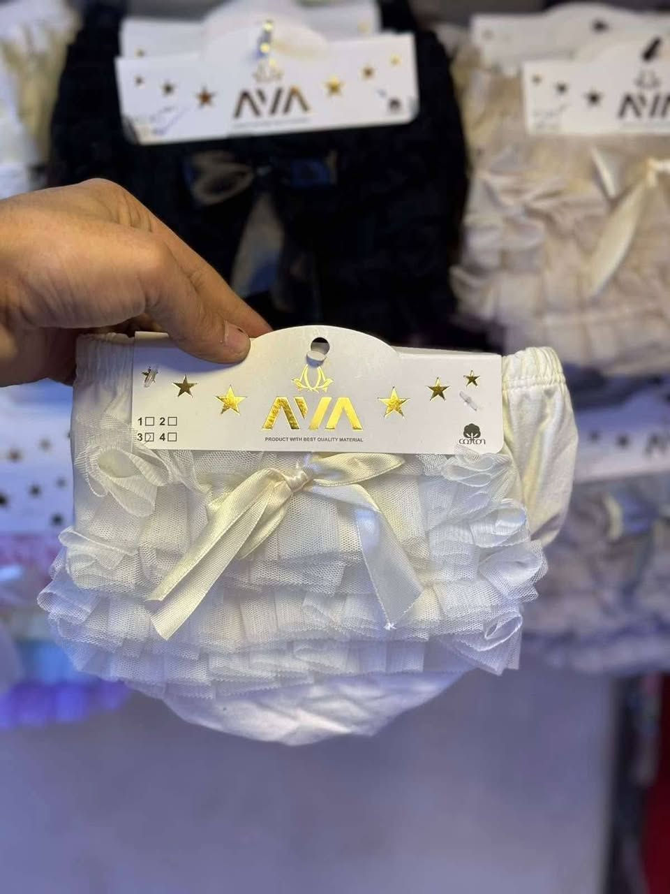 توفر اليوم شورت بناتي دانتيل ملون عرايسي درجة أولى بألوان مختلفة
زورونا و حياكم الله 
يوجد خدمة توصيل لكافة المحافظات إضافة لطلبيات مدينة هيت
*********** واتساب
