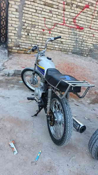 دراجه ايراني متياز حربي تعمير جديد بدون مكان العمارة حي الغدير قرب فلكه القاضي سعر450او مراوس***********
