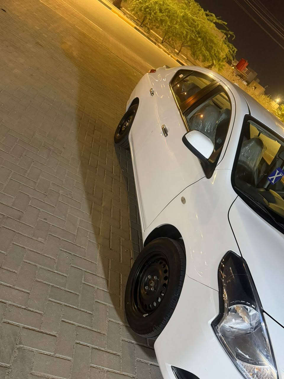 سني ٢٤ كفاله عامه ماشيه ١٥ الف سعرها ١٢٢ مكانها البصره
***********
