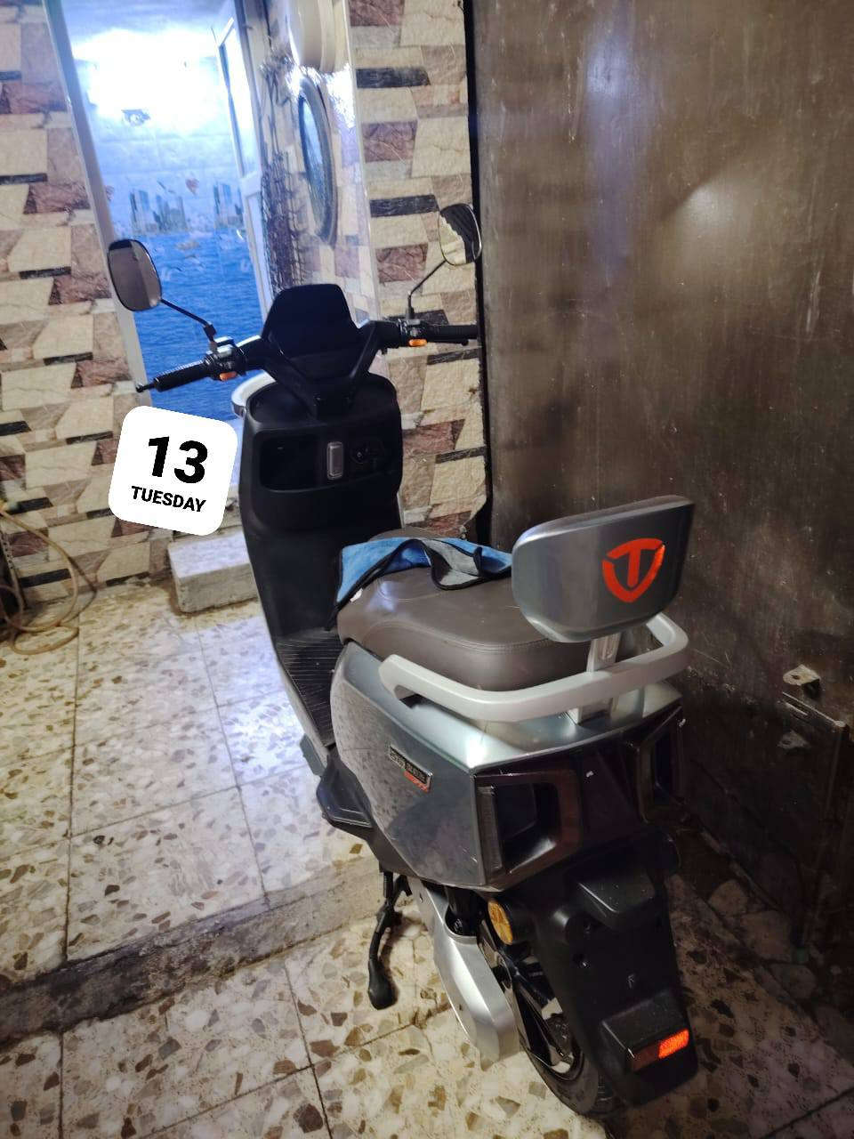 للبيع فول نظافه ب ٧٥٠ وبيها مجال صارلها ٥ اشهر يمي للاتصال ***********
