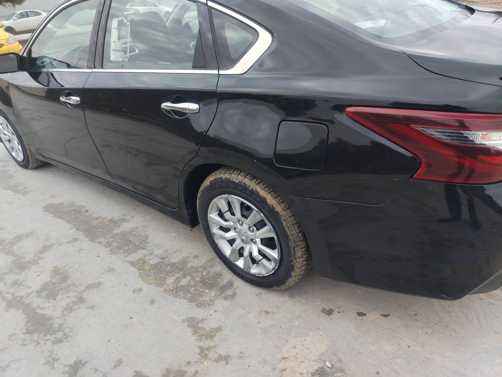 نيسان التيما موديل 2016 بيهه جامرلغ خلفي صبغ فقط وبيهه حالوب كيروالمحرك شرط سنويه ورقم والهزة جديد سعر108 مكان سيارة كركوك شراي خابر*********** كركوك, العراق
