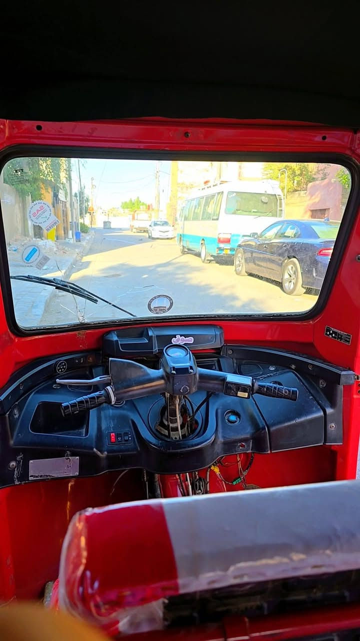 تكتك سنويه ورقم مديل 18تكتك حلوه
السعر 4ونص وبيه مجال مكاني القبلة ***********
