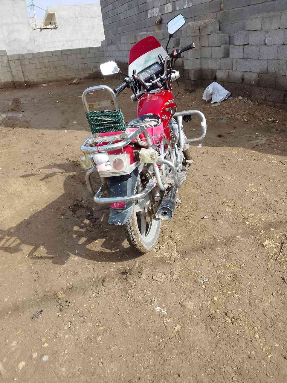 سلام عليكم فيوم للبيع مديل ٢٠١٤ نضيف سعره خاص  منسب مكاني وسط قضاءا نعمانيه ***********/***********
