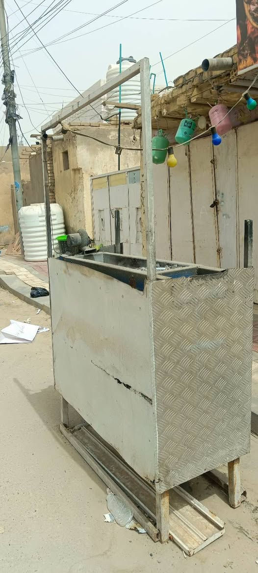 سلام عليكم إخواني
غراض للبيع 
ميز خشب 
شوايه كباب  
طبلات عدد ٥ 
السعر خاص 
رقمي ‏‪***********‬‏
