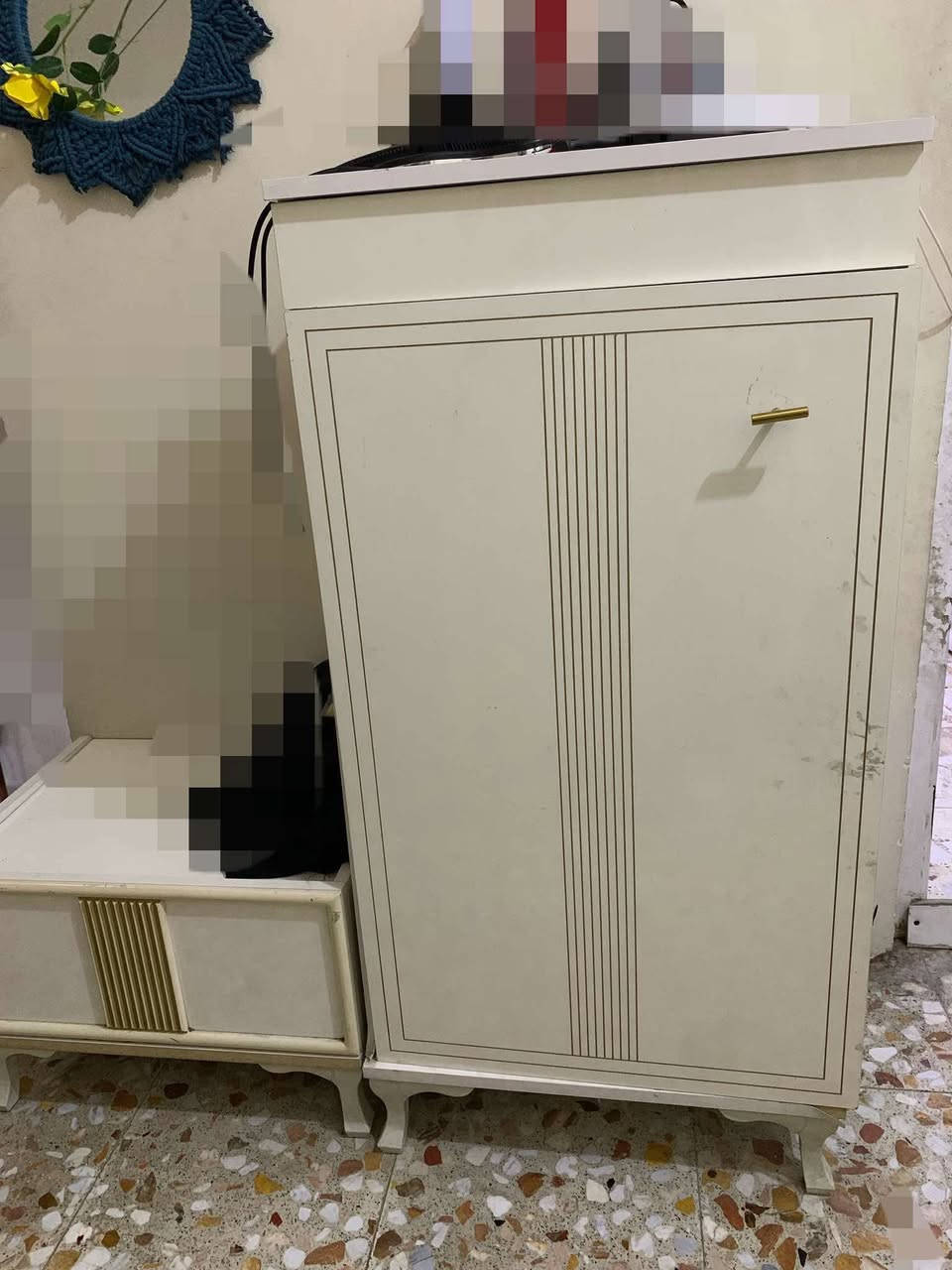 #بيع_مستعجل📌👇🏻
غرفة للبيع (٨) قطع بدون دوشك مثل الصور💯
العنوان #بغداد_الدولعي📍للمزيد مراسلتي✅👍


**إذا كنت صاحب هذا الإعلان وتريد حذفه لأي سبب، رجاءا أرسل رسالة إلى الدعم الفني**