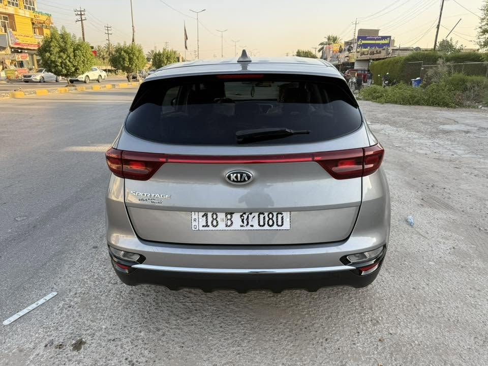 كيا سبورتج 2022
Kia Sportage

180ورقة

18000$

وارد امريكي ماشية 60 الف ميل

الحادث فقط ربع البنيد وربع الدعامية معدل ومصبوغ ( ربع فقط)

ايرباك سليم بالكامل

كاملة بدون اي مصرف

مكفولة ( مكينة وگير وحدادية وتبريد)

تبريد قطعتين

نزول منحدرات

3 وضعيات قيادة 

رادار امامي

تحديد مسار

مكينة 2400 GDI

كامرة خلفية

داخل رصاصي وجداً نظيفة

صور الحادث والتصليح مرفقة

السيارة رقم بابل بإسمي وتحويل مباشر 

السنوية نافذة لغاية 26/10/2029

حلة / نادر الثانية

***********
