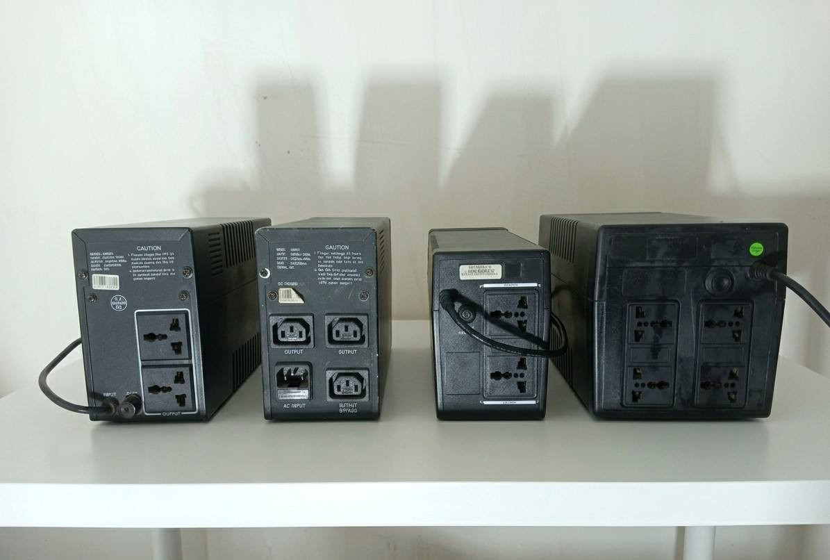 يو بي اس شغالات ... الاسعار ثابته مع التوصيل 
650 يحتاج تبديل بطارية سعرة 17 الف
800 يحتاج تبديل بطارية سعرة 17 الف 
850 يحتاج تبديل بطارية سعرة 17 الف
1500 يحتاج تبديل بطاريات سعرة 35 الف


**إذا كنت صاحب هذا الإعلان وتريد حذفه لأي سبب، رجاءا أرسل رسالة إلى الدعم الفني**