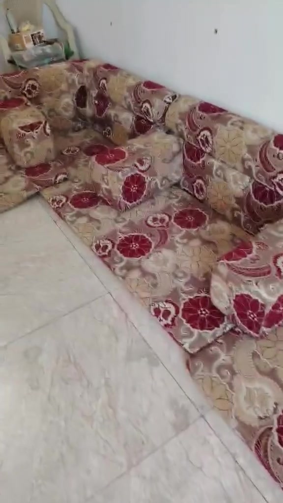 دواوين ثنين واحد سبع دواشك ولثاني تسع دواشك ولشراي يدلل متواجد وات ساب او اتصال عل هاتف ***********

