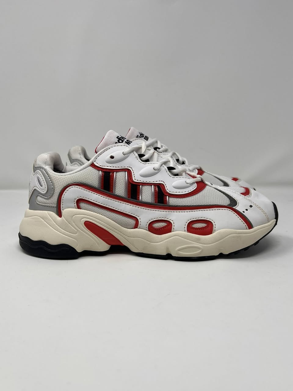 اديداس موديل حديث
باله فيتنامي غير مستعمل حجم 42 (26.5سم) سعر 30الف دينار يوجد توصيل جميع محافظات العراق

ادخل انستا شوف شنو متوفر
https://www.instagram.com/hermes.storex?igsh=MTBvc3I2dm9yYTBjaw==


**إذا كنت صاحب هذا الإعلان وتريد حذفه لأي سبب، رجاءا أرسل رسالة إلى الدعم الفني**