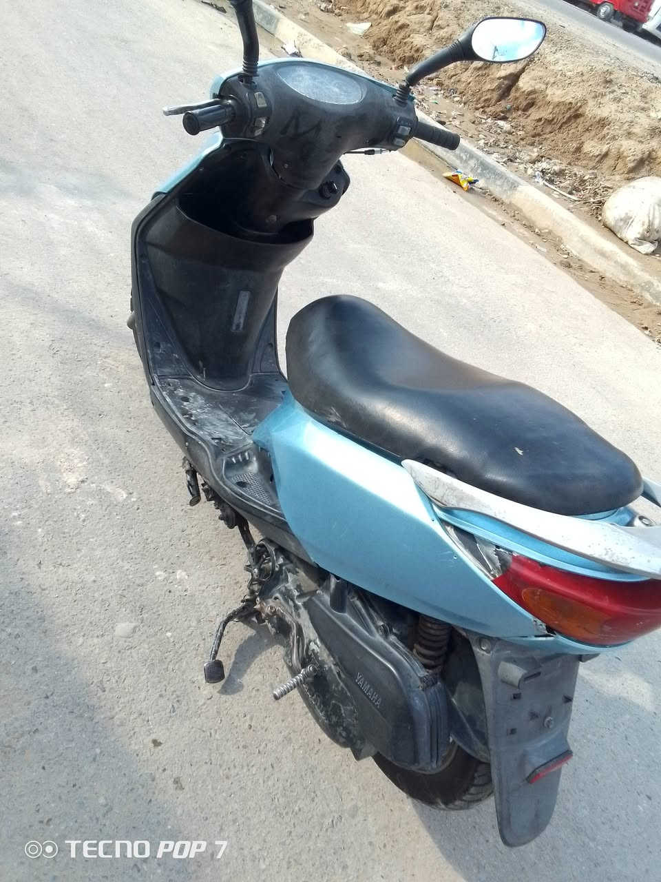 السلام عليكم
دراجة بريز لبيع
دراجة كاملة سلف هندر اشاير امرايات  تايرات جدد 
بريكات خلفي امامي شغالات بنزات جدد
السعر 380 الف 
لتصال : ***********
#الجميع
